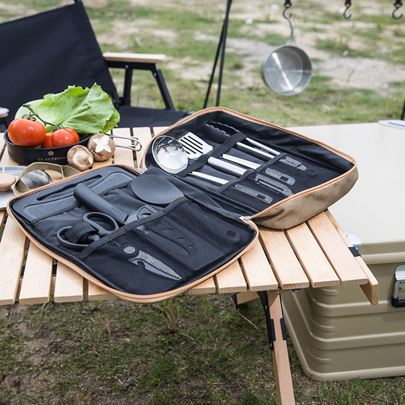 طقم أدوات طهي للتخييم مكون من  - مراجعة Camping Cooking And Eating وسعره
